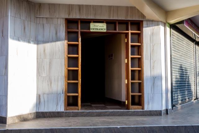 Ngara Riverside Lodge Nairobi Exterior photo